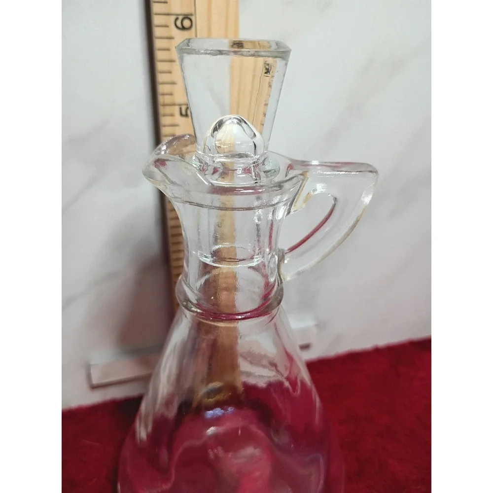 Vintage Clear Glass Cruet with Stopper Oil and Vinegar Dispenser 6 inch 6-5